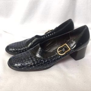 Fun & Funky Vintage Navy Blue Block Heels